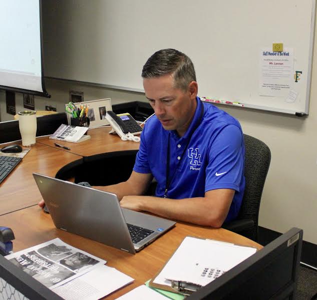 New English teacher Mr. Lannan adjusts to the new school after taking over for Mrs. Strandmark. Photo by Olive Kinder.
